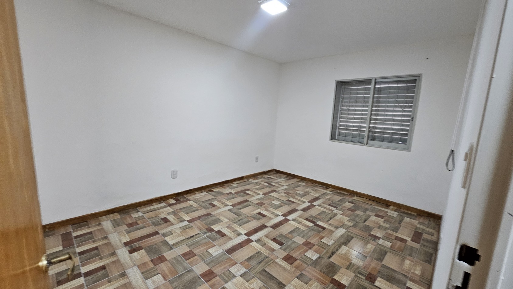 ¡Casa en Venta Apta Credito en San Rafael! 3 Dormitorios, Cochera, Churrasquera y Todos los Servicios