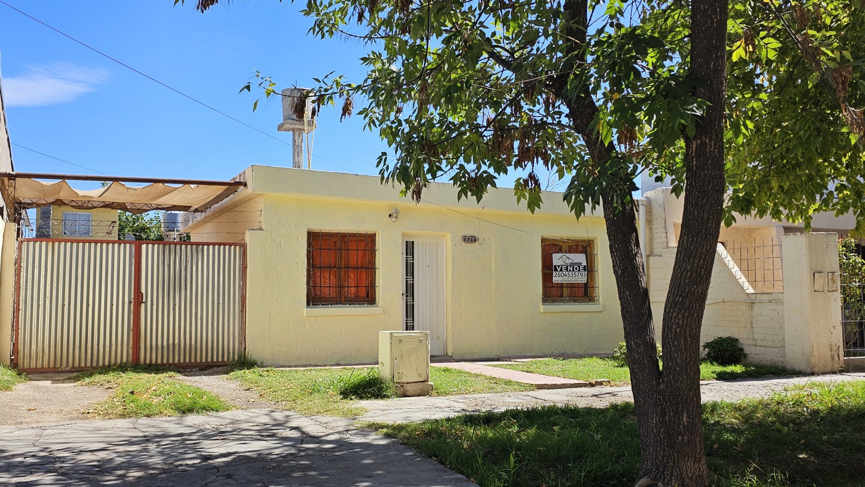 Vendo propiedad de 2 dormitorios en Barrio San Rafael 