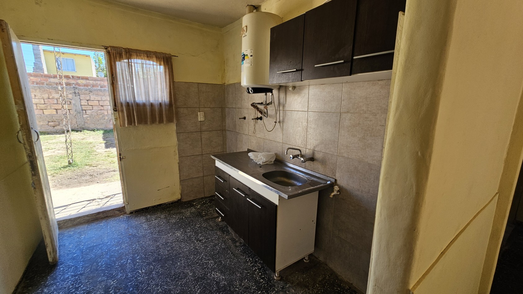 Vendo propiedad de 2 dormitorios en Barrio San Rafael 