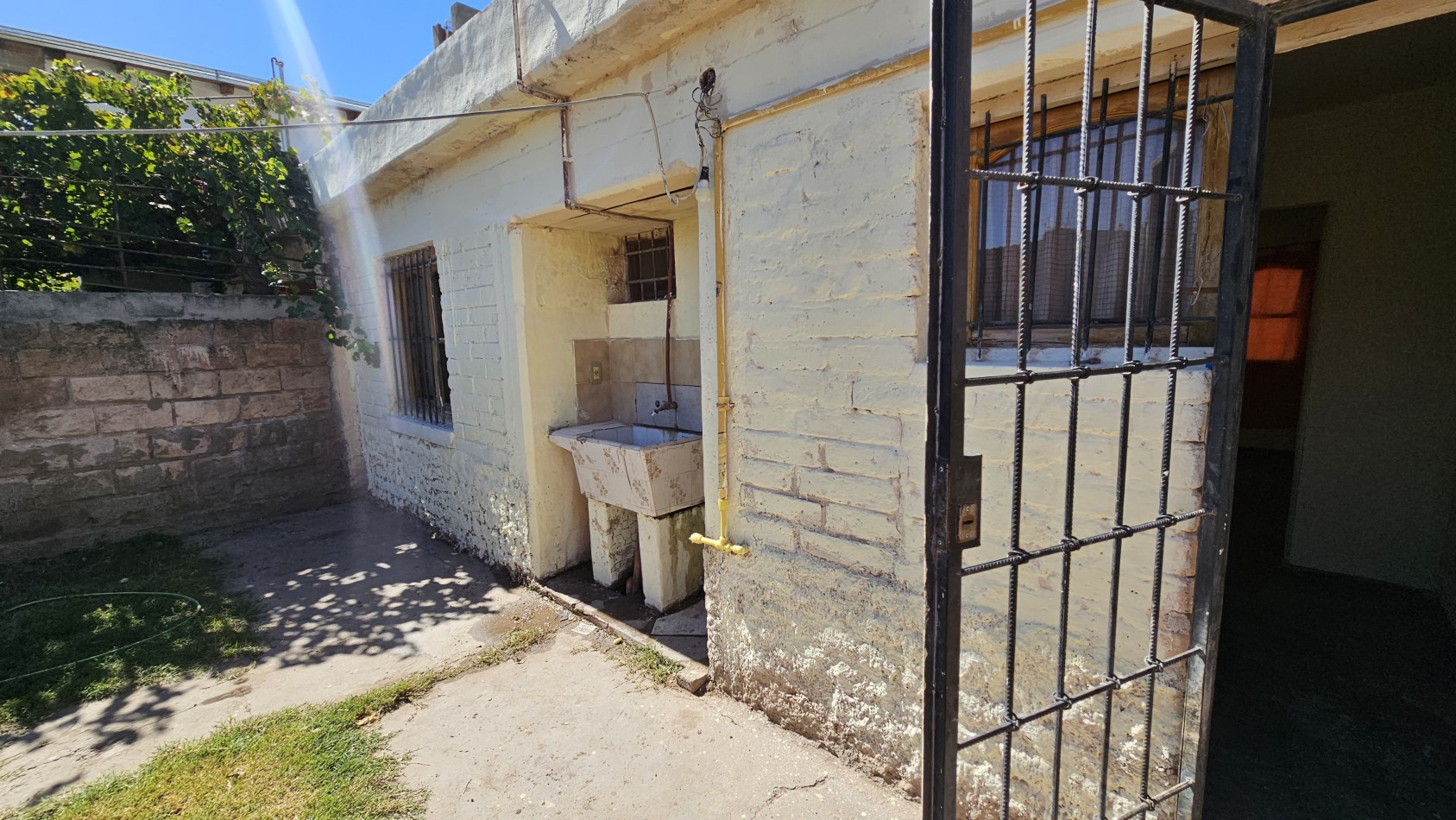 Vendo propiedad de 2 dormitorios en Barrio San Rafael 