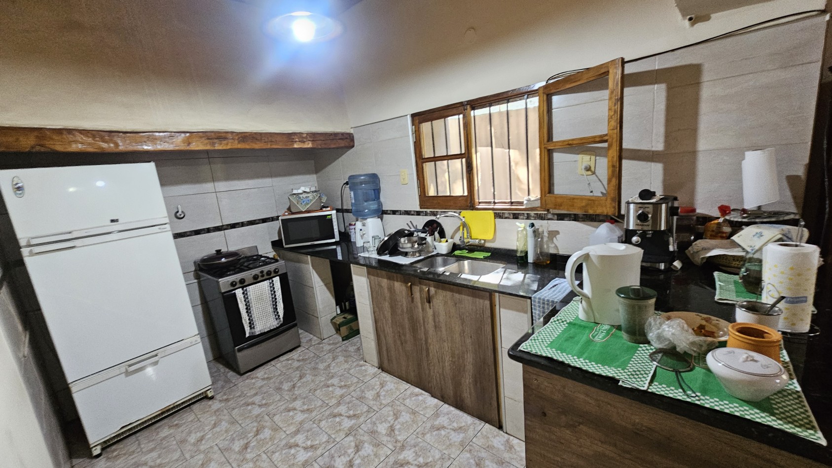 Vendo propiedad tipo casa quinta tipo colonial parque de 3000 m² cercana a San Rafael.