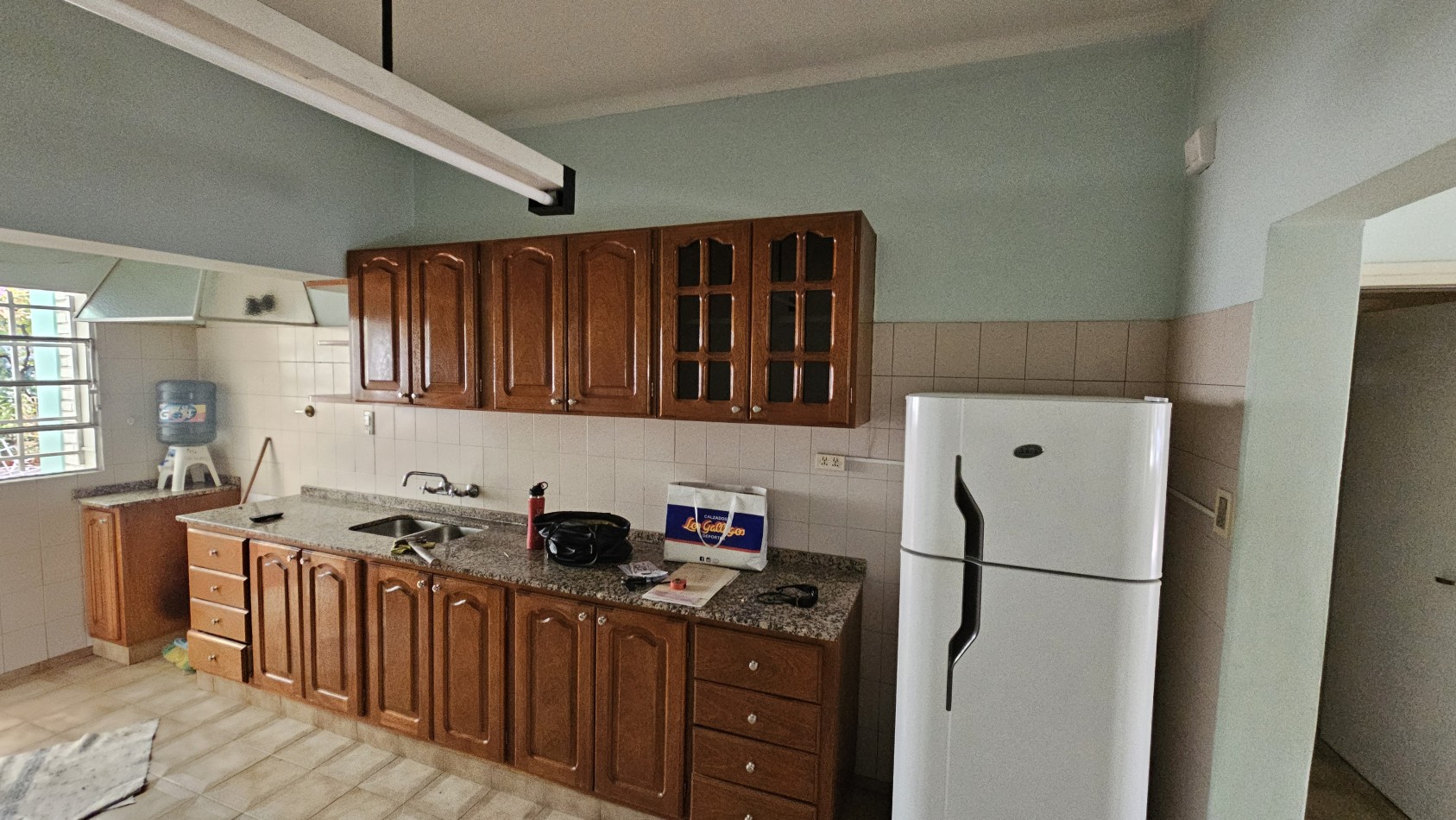 Venta de Casa Centrica en San Rafael - 3 Dormitorios, 420 m² Totales a pocos metros de escuelas, centros comerciales y el km 0