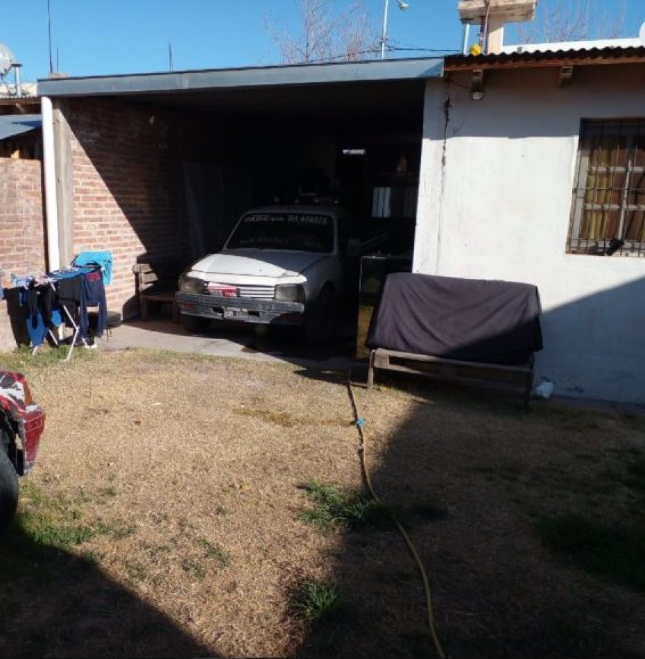 Vendo Casa zona Sauces en San Rafael. Terreno 245 m² y cubiertos 105 m² aprox.