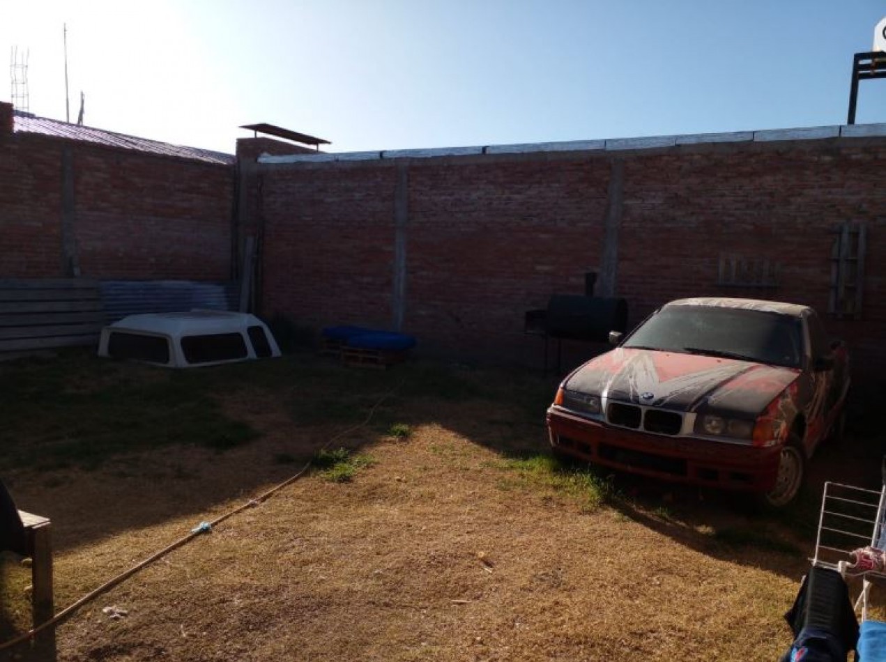 Vendo Casa zona Sauces en San Rafael. Terreno 245 m² y cubiertos 105 m² aprox.