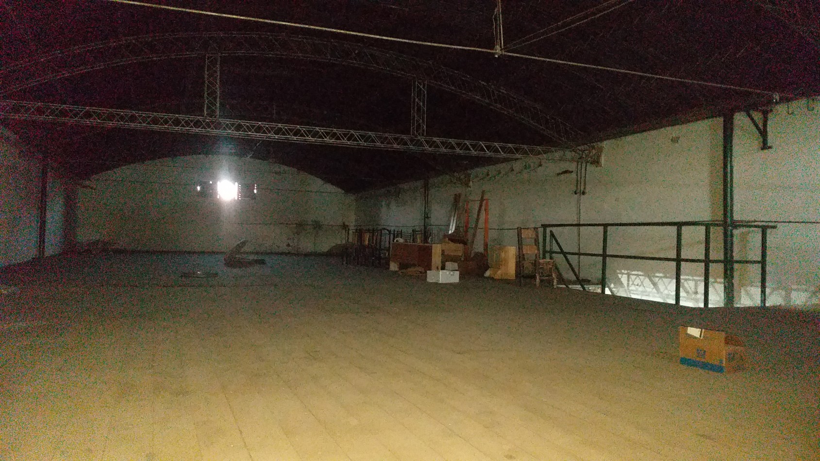 Venta de Locales Comerciales y Galpon - 553 m² de Terreno y 530 m² Cubiertos - Pleno Centro de San Rafael
