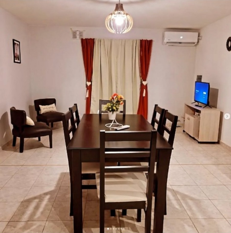 Propiedad con 6 departamentos - Zona Los Sauces y Balloffet, San Rafael  Excelente oportunidad de inversion en una zona estrategica de San Rafael, Mendoza.