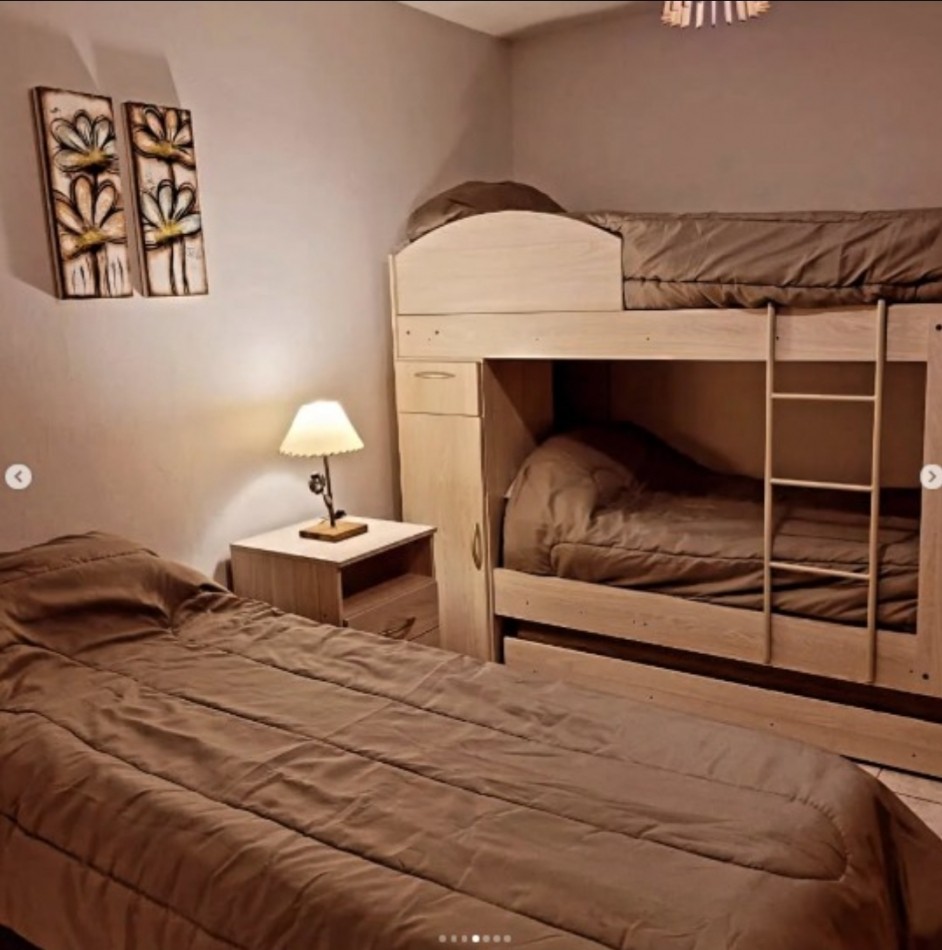 Propiedad con 6 departamentos - Zona Los Sauces y Balloffet, San Rafael  Excelente oportunidad de inversion en una zona estrategica de San Rafael, Mendoza.