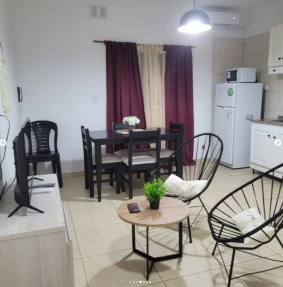 Propiedad con 6 departamentos - Zona Los Sauces y Balloffet, San Rafael  Excelente oportunidad de inversion en una zona estrategica de San Rafael, Mendoza.