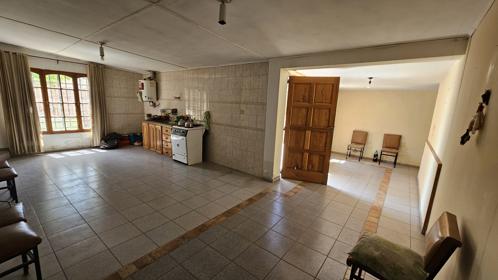 Casa en Zona Castelli - 3 Dormitorios, Amplios Ambientes y GAS. San Rafael