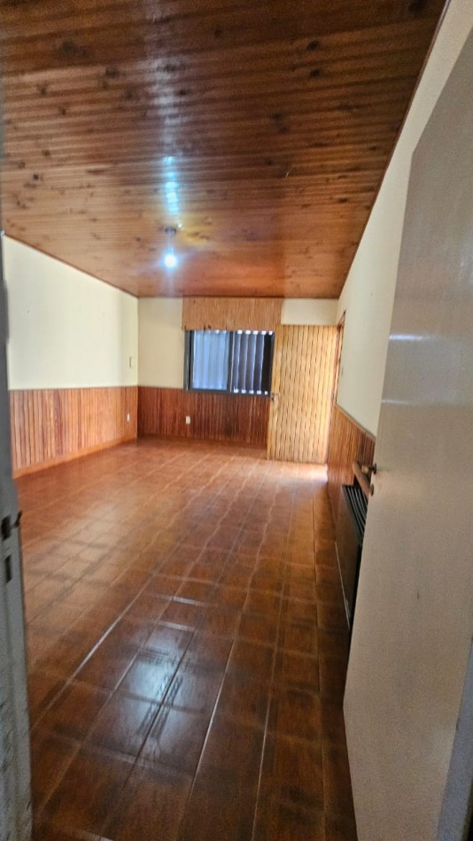 Vendo Casa sobre Avenida  3 dormitorios San Rafael
