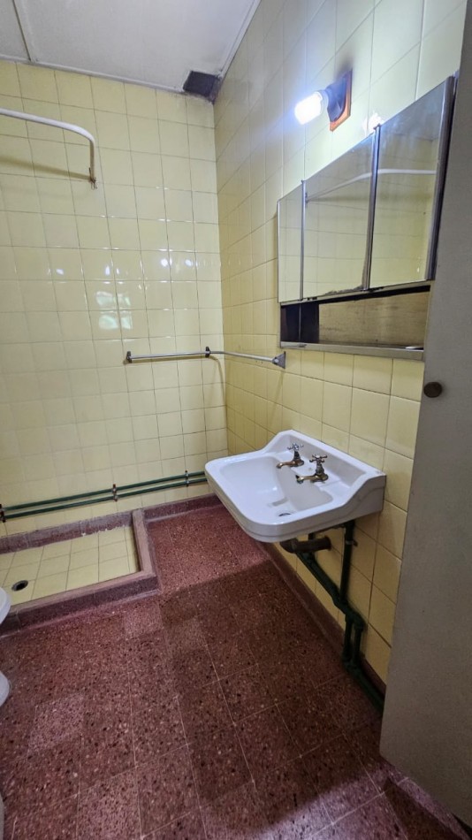 Vendo Casa sobre Avenida  3 dormitorios San Rafael