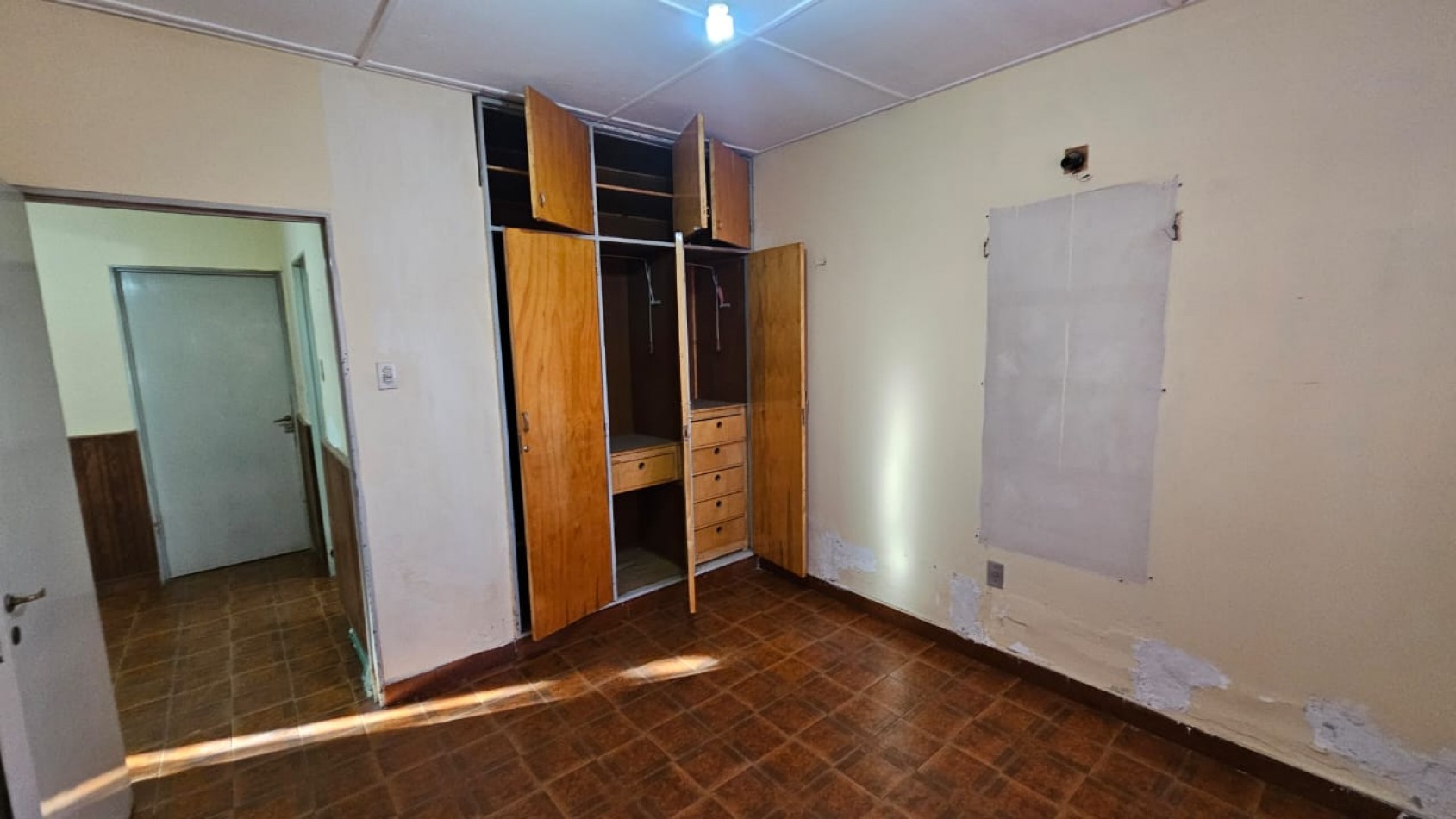 Vendo Casa sobre Avenida  3 dormitorios San Rafael