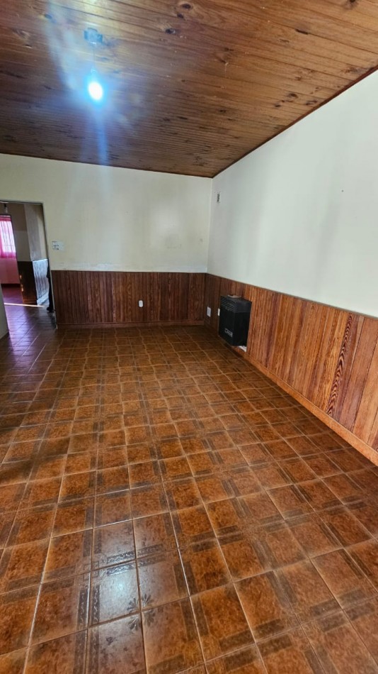 Vendo Casa sobre Avenida  3 dormitorios San Rafael