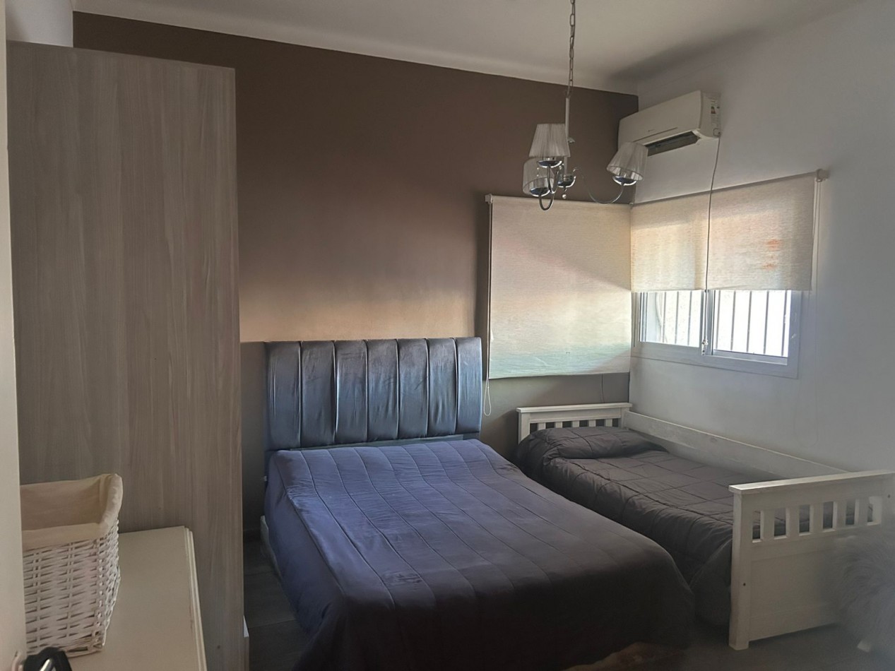 Vendo Casa centrica en San Rafael con 3 dormitorios, 2 baños, amplios ambientes y excelente superficie