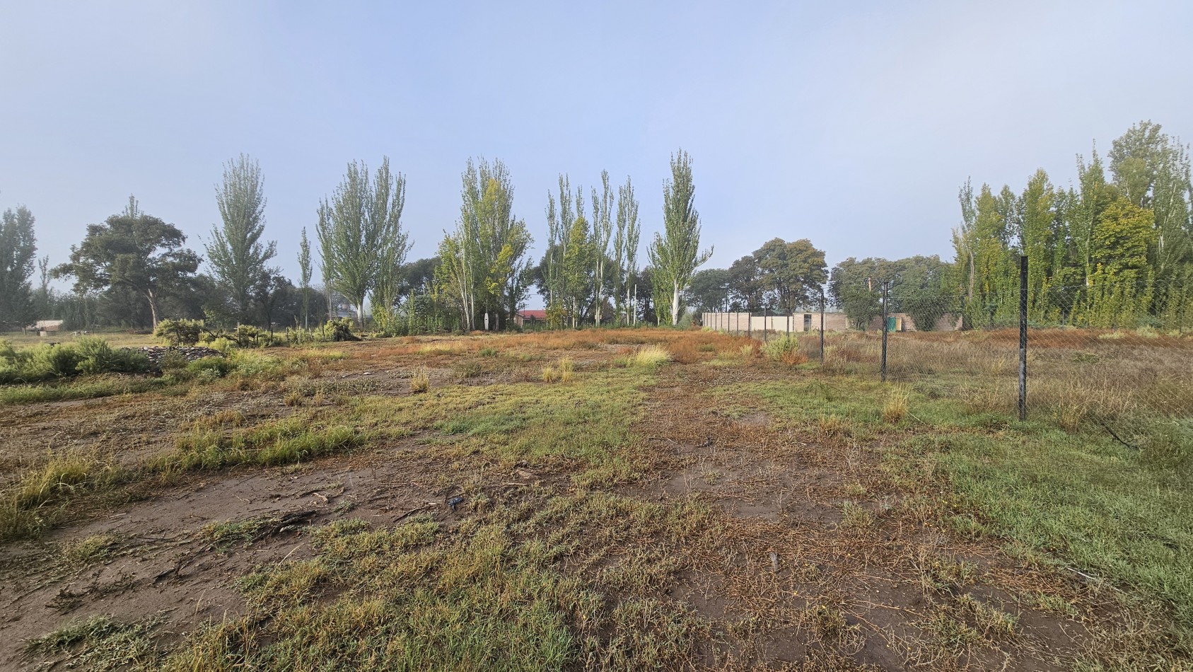 Vendo lote Amplio terreno en calle Costanzo San Rafael 2150 m²