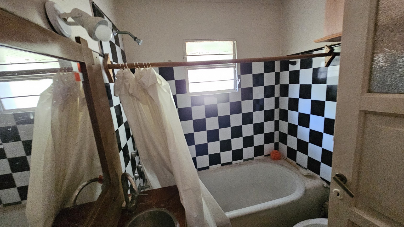 Complejo 3 casas en Venta en San Rafael, Mendoza - 3 Propiedades | Zona Centrica | USD 92.000