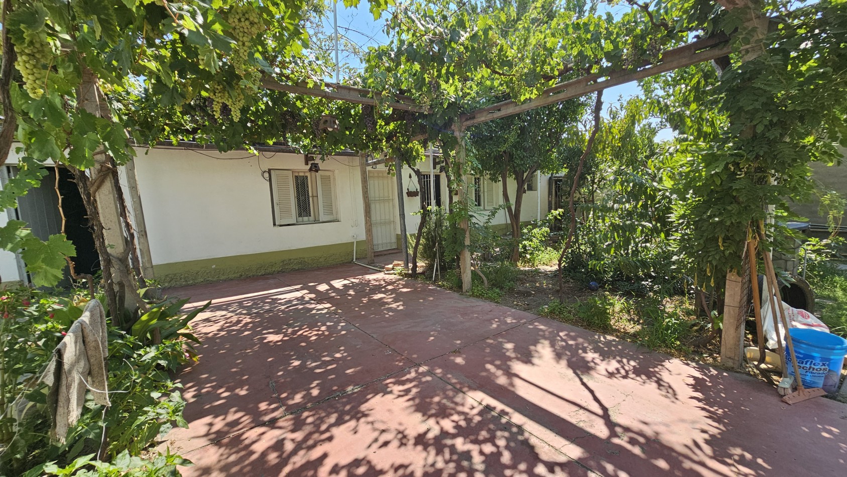 Complejo 3 casas en Venta en San Rafael, Mendoza - 3 Propiedades | Zona Centrica | USD 92.000