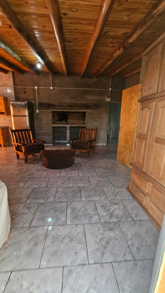 Vendo 6 propiedades comuesta por 4 Cabañas mas 2 casas 