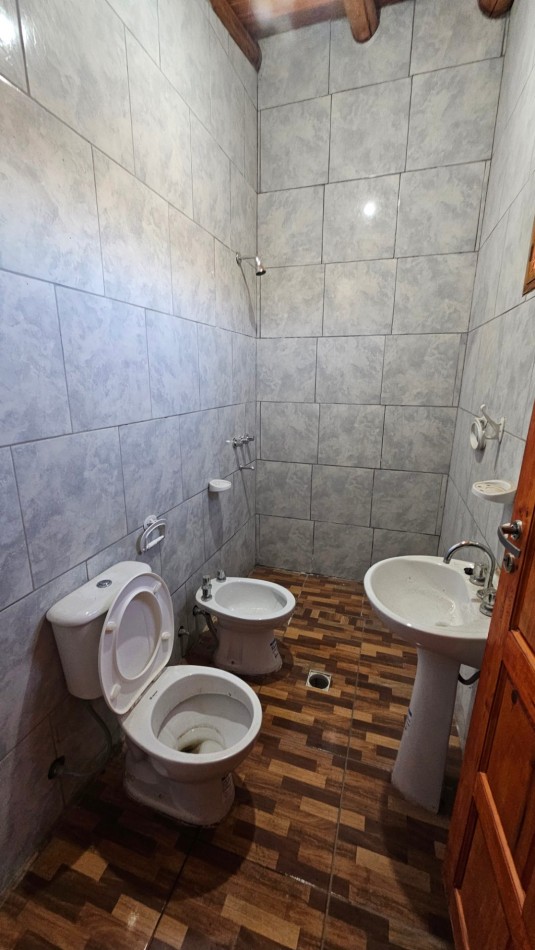Vendo 6 propiedades comuesta por 4 Cabañas mas 2 casas 