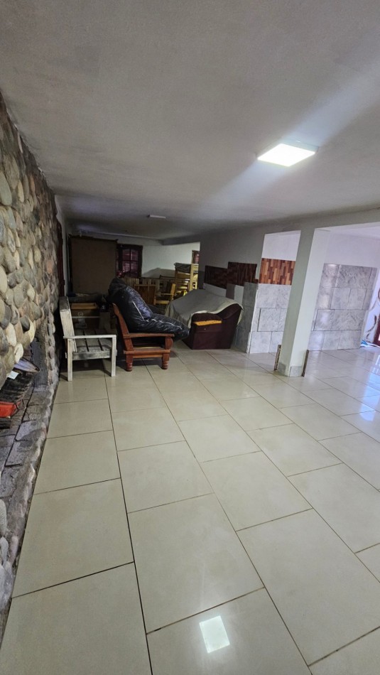 Vendo 6 propiedades comuesta por 4 Cabañas mas 2 casas 