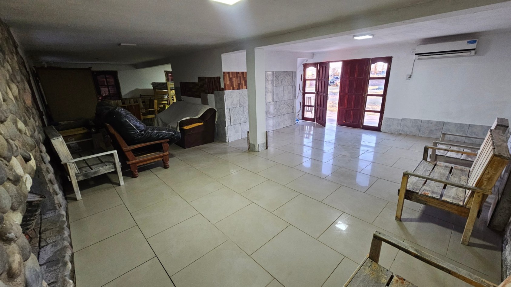Vendo 6 propiedades comuesta por 4 Cabañas mas 2 casas 