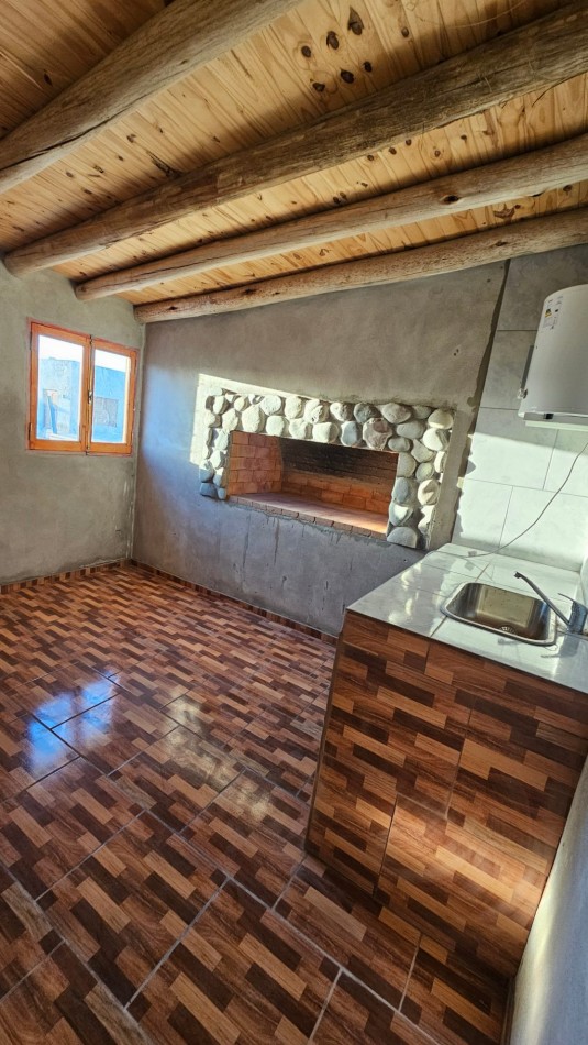 Vendo 6 propiedades comuesta por 4 Cabañas mas 2 casas 