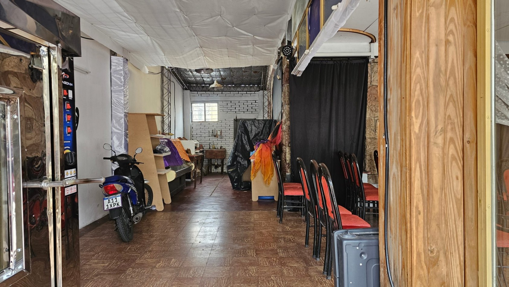 Sobre Av. Mitre Local+ Casa + depto+ patio. 436 m² San Rafael
