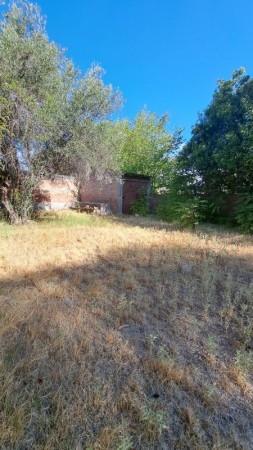 Vendo 3 locales, Galpon,  Garaje sobre Avenida Moreno con 427 m² terreno,  LOZA.  En San Rafael. 