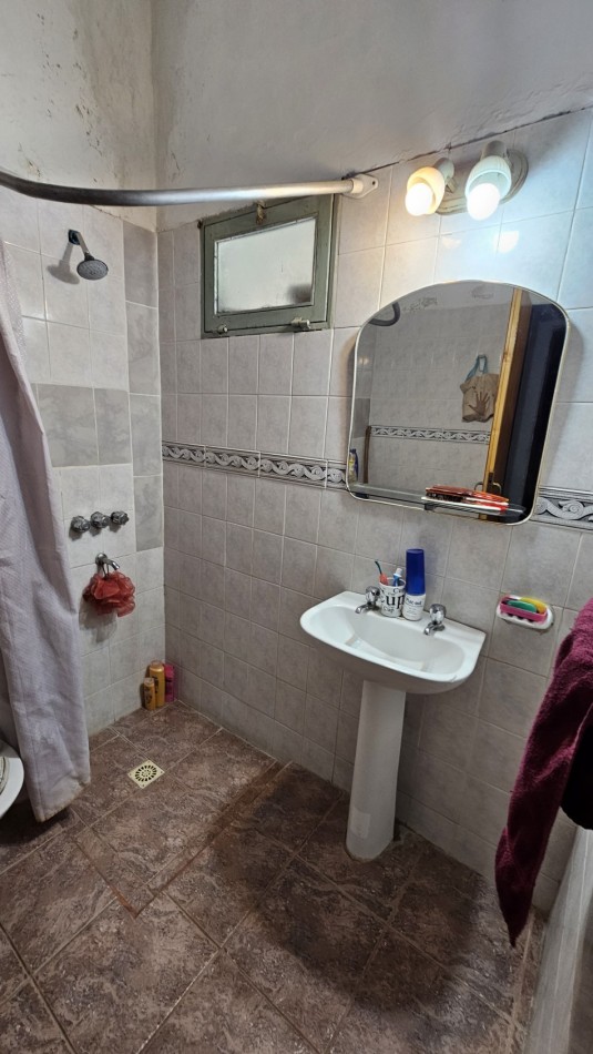 Vendo Casa amplia con pileta y quincho en Zona segura y tranquila ¡Tu proximo hogar en San Rafael!