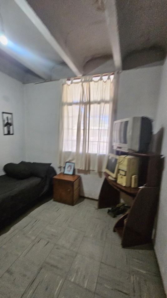 VENDO CASA FAMILIAR ECONOMICA - B° POLICIAL, San Rafael
