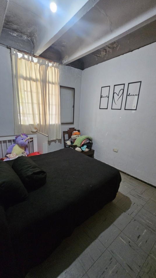 VENDO CASA FAMILIAR ECONOMICA - B° POLICIAL, San Rafael