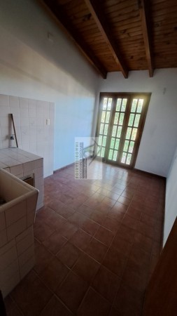 5 propiedades 390 m² en venta sobre Pueyrredom San Rafael casa+ 2 duplex+ depto+ galpon.