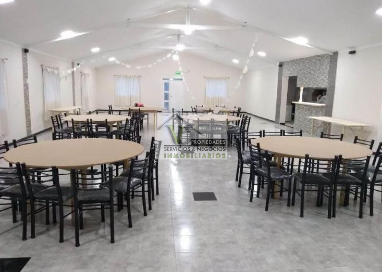 OPORTUNIDAD SALON DE FIESTA +2 Cabañas + pileta con 5200 m2 en Rama Caida. San Rafael. Mendoza