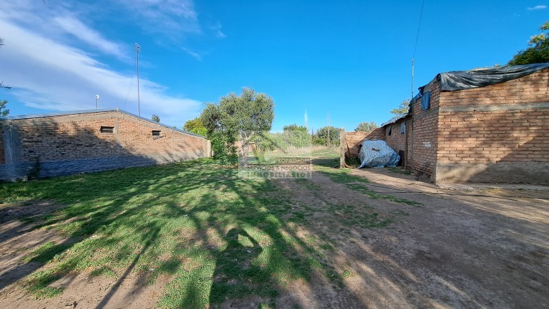 Vendo propiedad  2200 m² APROX, CASA amplia  a reparar. El Cerrito. San Rafael