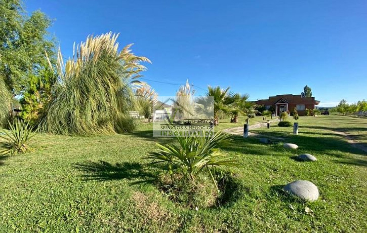 OPORTUNIDAD SALON DE FIESTA +2 Cabañas + pileta con 5200 m2 en Rama Caida. San Rafael. Mendoza