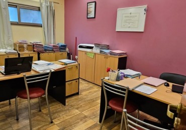Venta Casa + Oficinas a metros de Tribunales y Hospital - San Rafael
