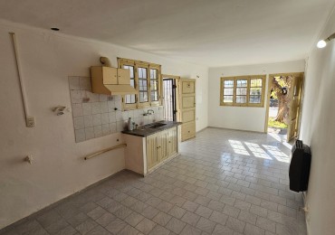 VENDO DEPARTAMENTO - SAN RAFAEL, gas agua luz  Excelente oportunidad en zona de Barrio San Rafael, a solo 13 cuadras del kilometro 0 de la ciudad. Ideal para vivienda propia o inversion. Valor 35.000